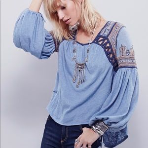 🎉🎉HOST PICK🎉🎉Free People Lofty Snow Kisses Top